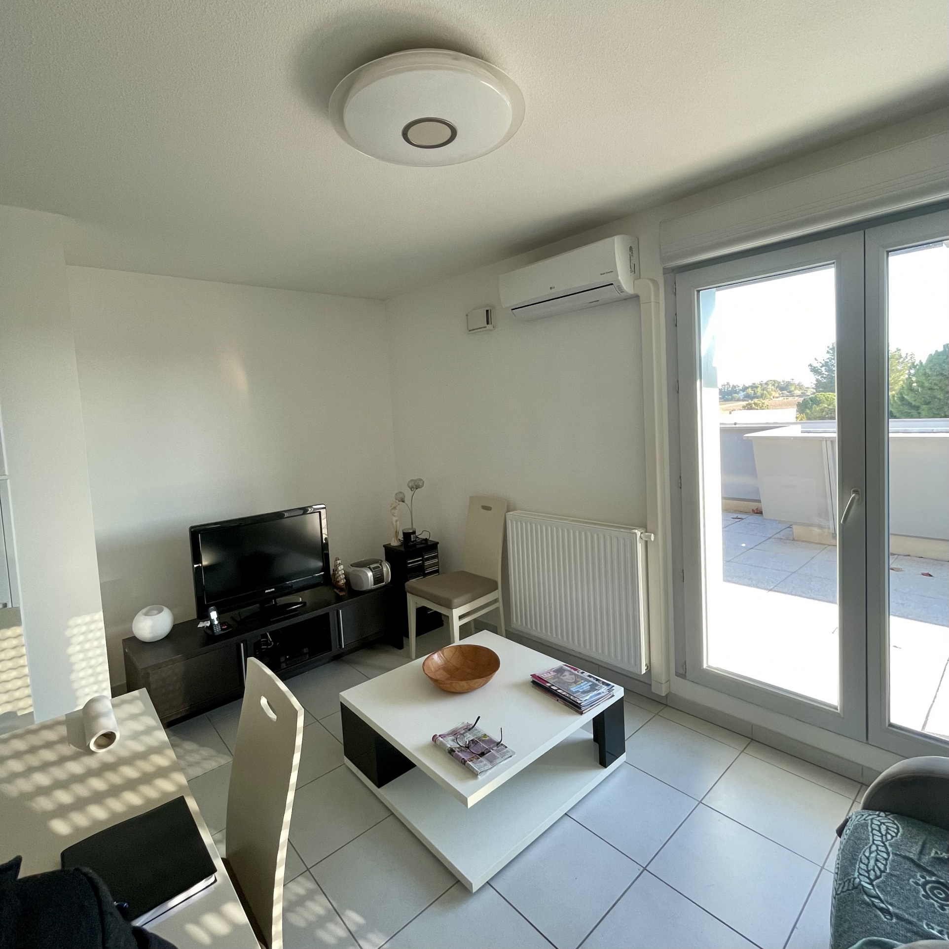 EXCLUSIVITE  Castelnau  , appart F3  + terrasse 100 m2 - 2