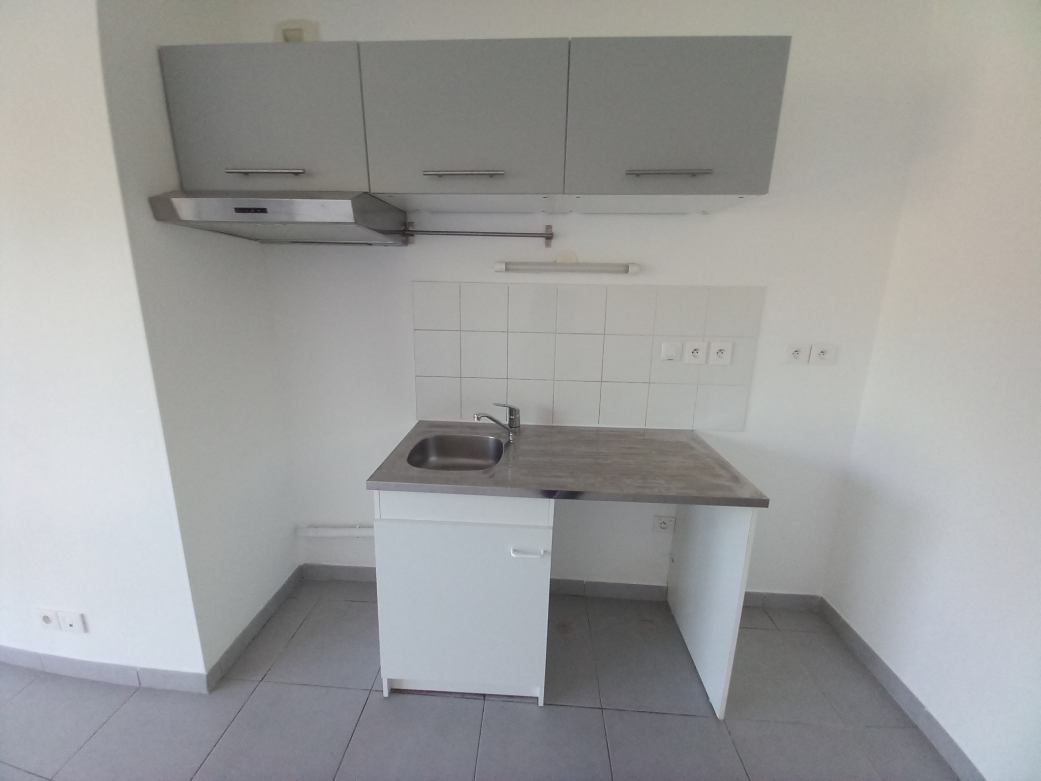 photo_e42160c29b459fab4d6e1f2db972563e