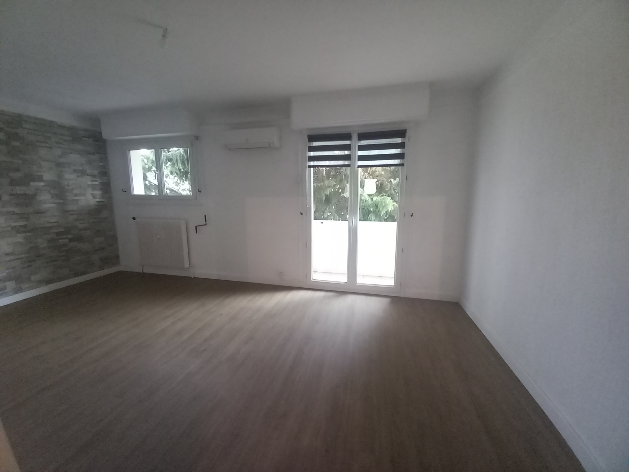 photo_59010a6ce234638f1148c7a1e2357595