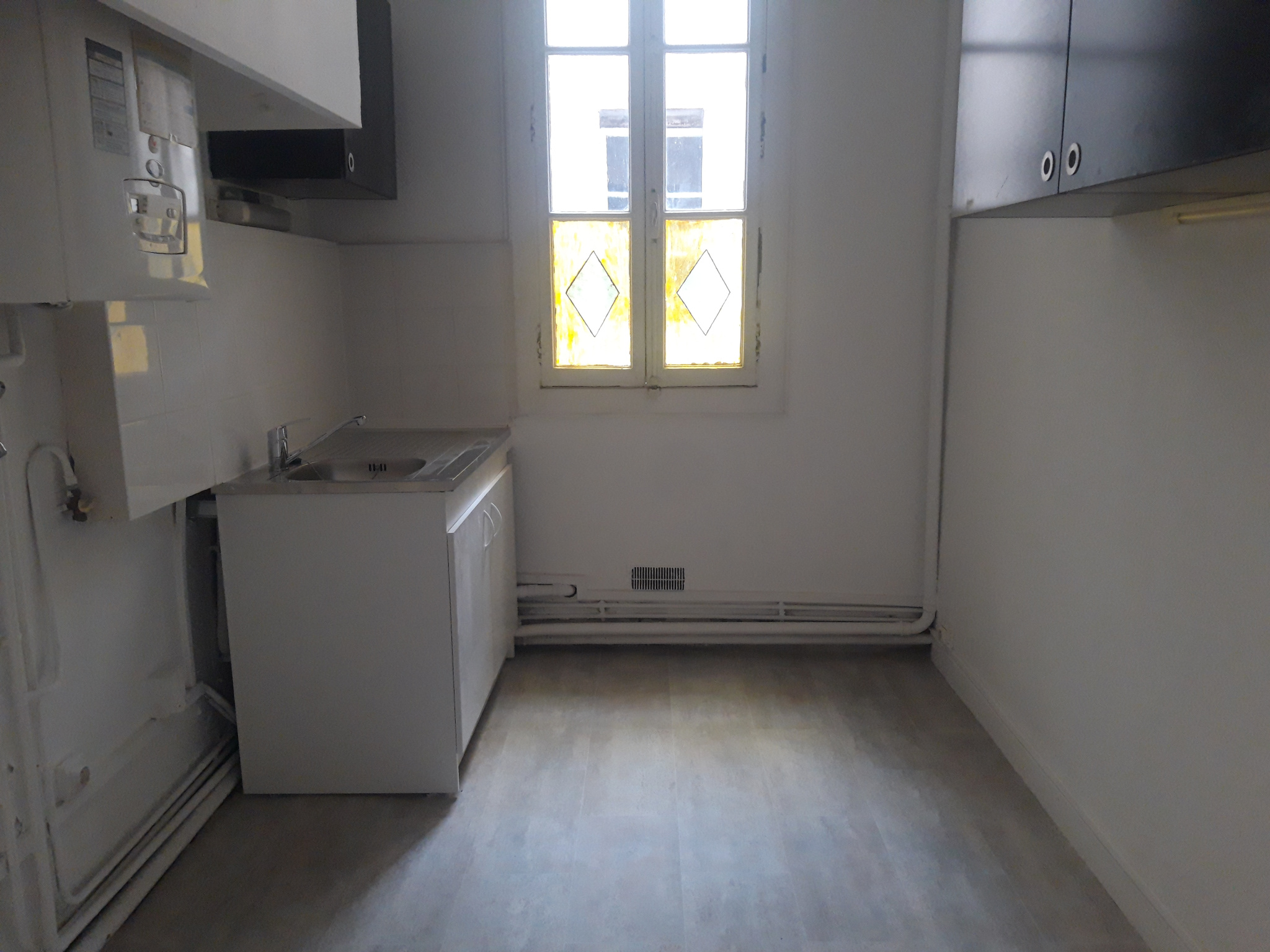 photo_43d4534ec9375f4beb8ca8a48b2b2046