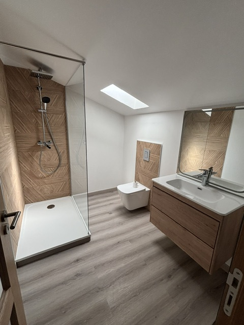 photo_7dc684fb31bd0711fe7a1b9f5431bf76