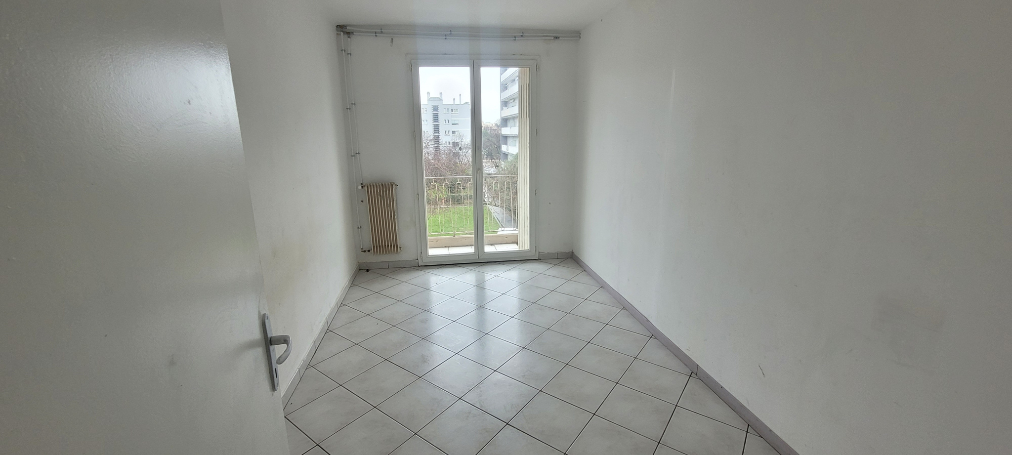 photo_990bd7798f21524286456503d44fe3b0