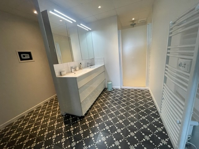 photo_97a4f42abada1ca185f49d63e24ad8f0